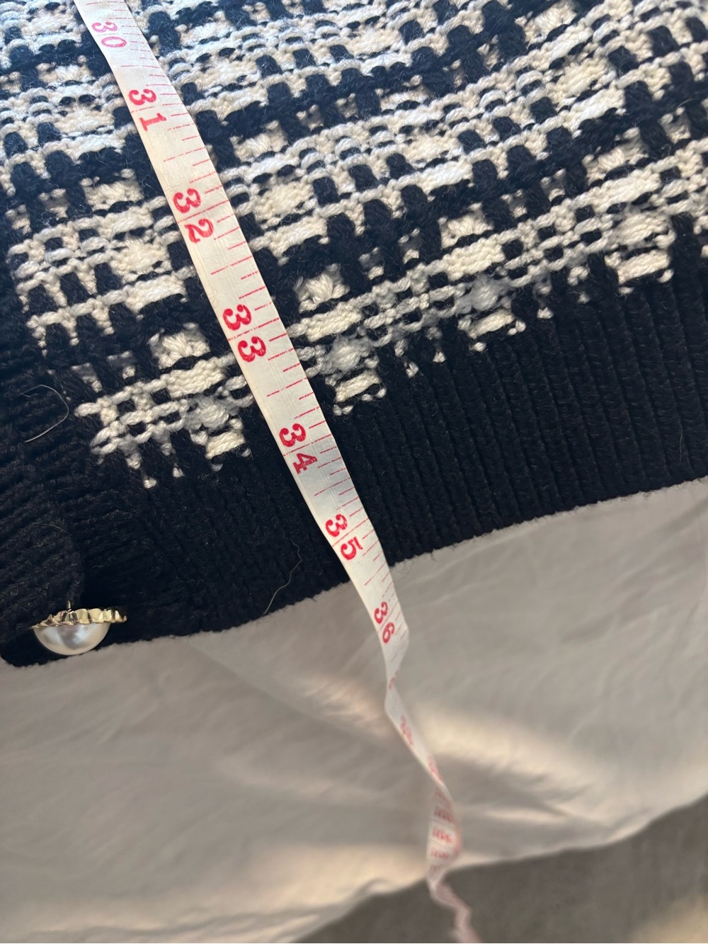 Aritzia Babaton Merino Lacer Cardigan Blk/Wht SZ M - Picture 6 of 6